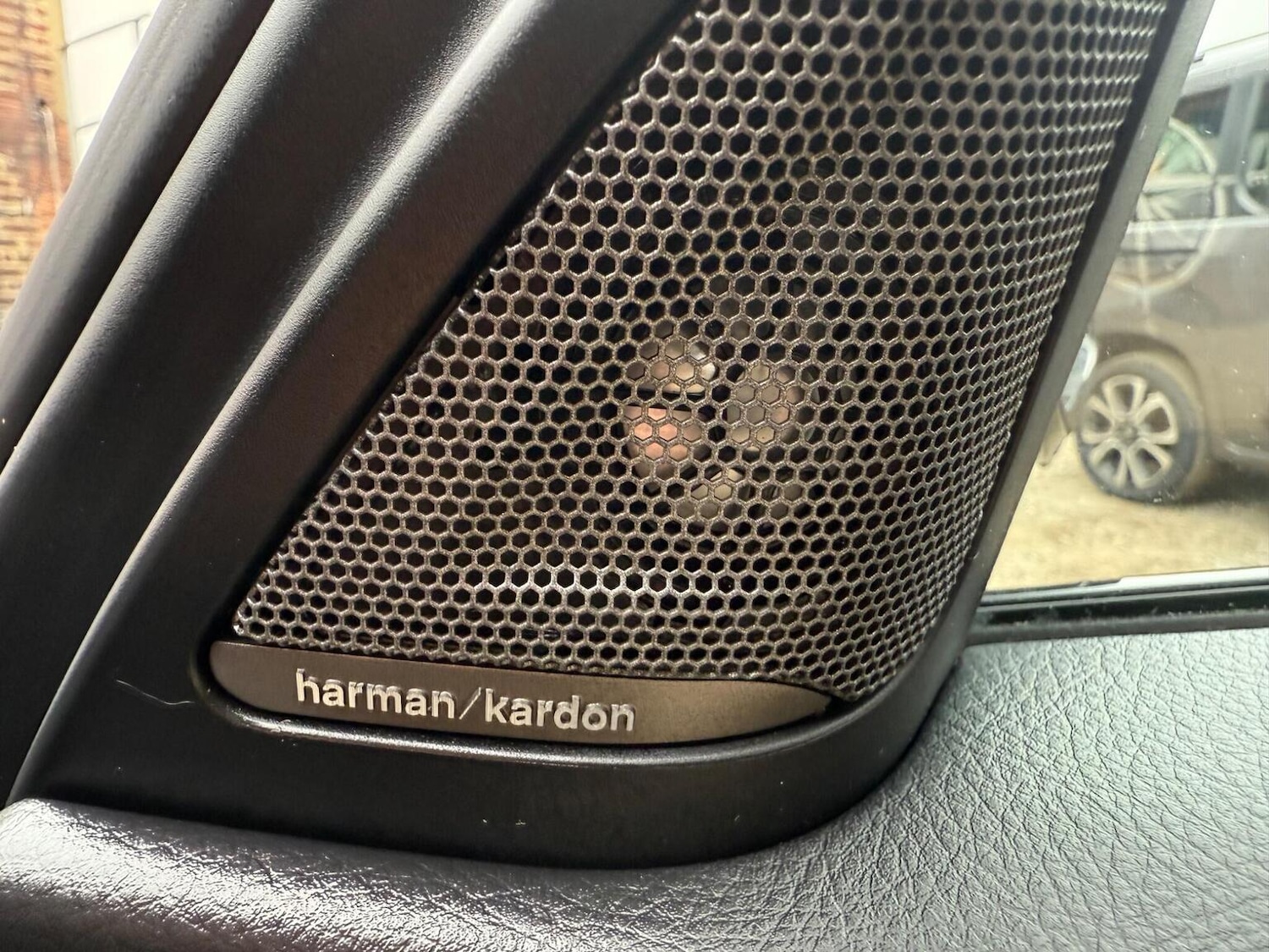 Used BMW 3 Series 2018 for sale - 76281453: Photo 45