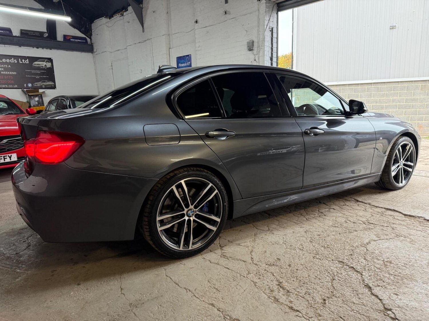 Used BMW 3 Series 2018 for sale - 76281453: Photo 8