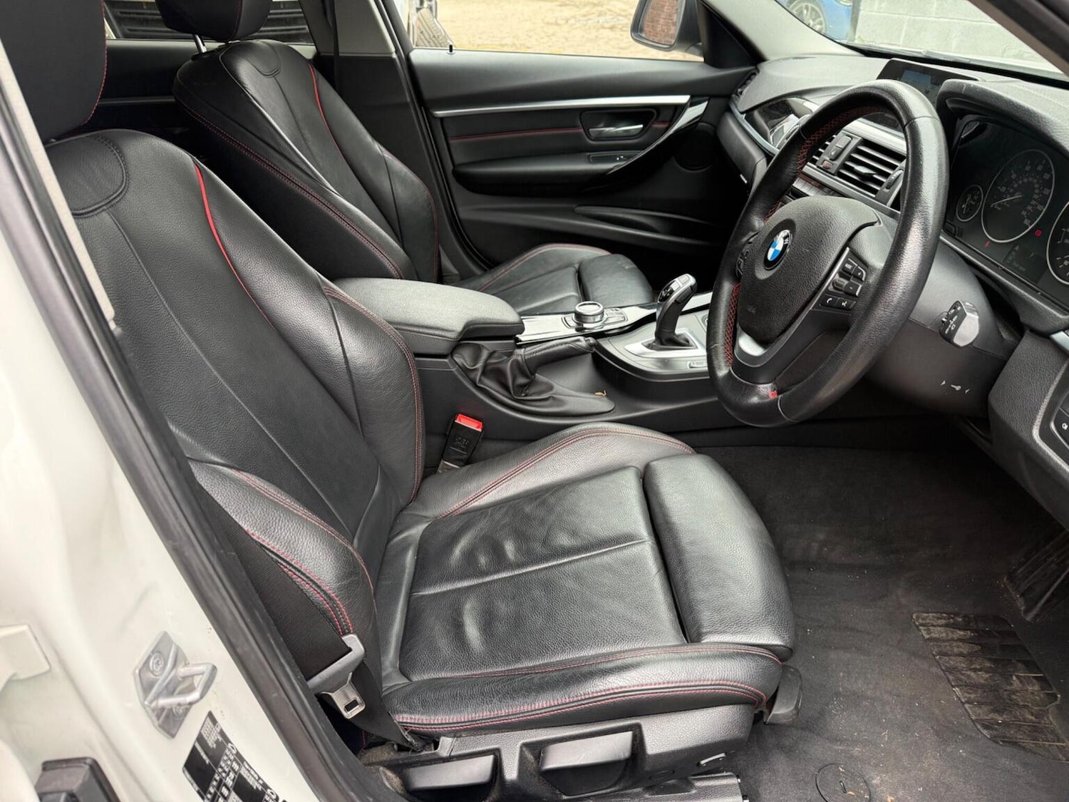 Used BMW 3 Series 2018 for sale - 78176067: Photo 11