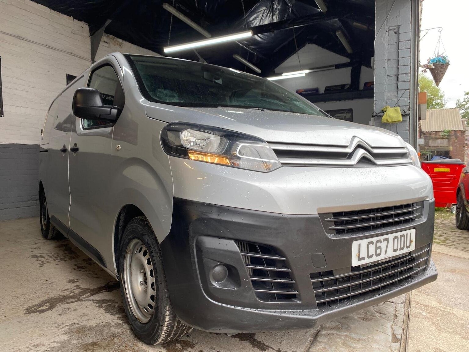 Used Citroen Dispatch 2017 for sale - 76793890: Photo 2