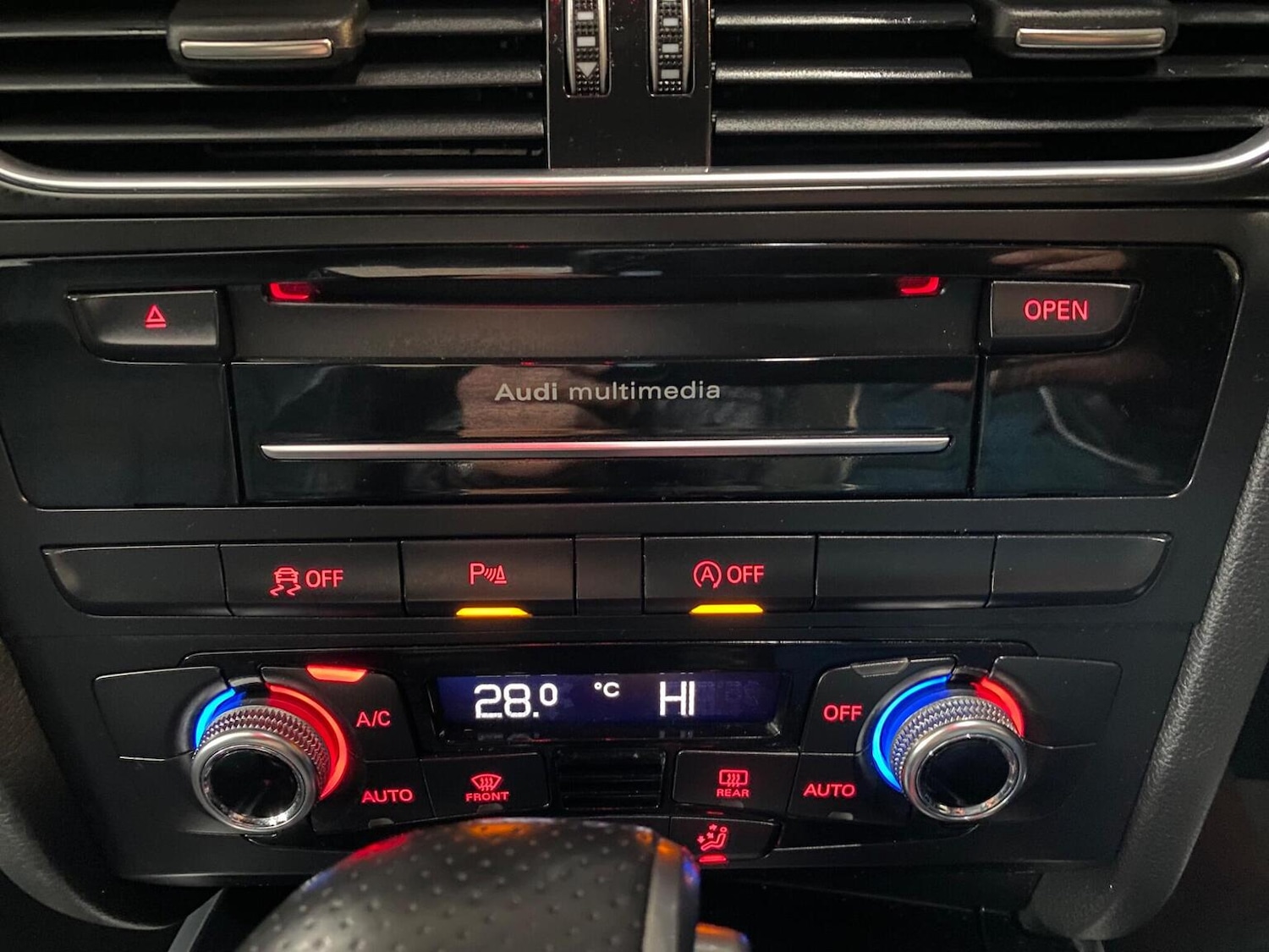 Used Audi A4 2015 for sale - 75767159: Photo 55