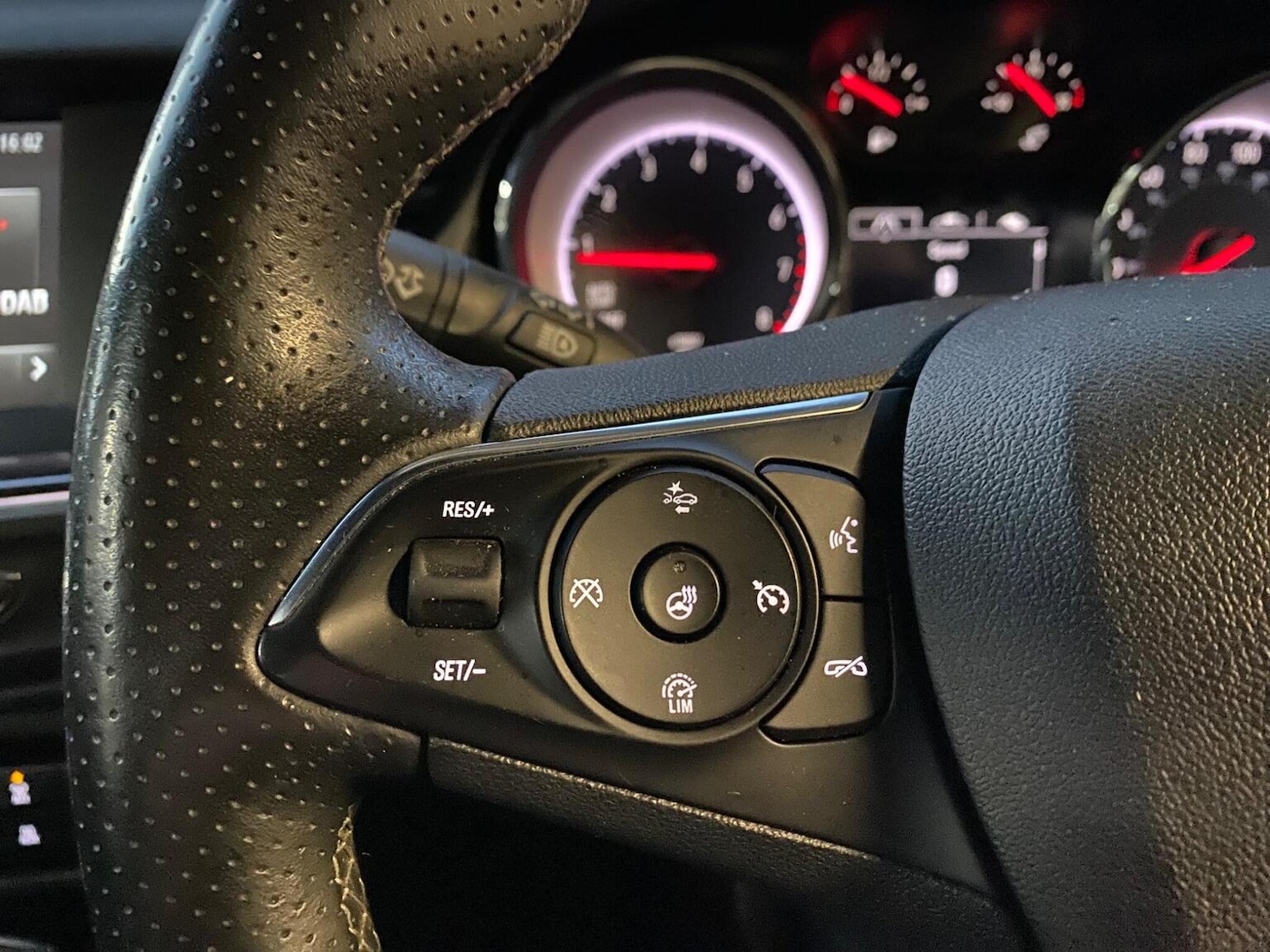 Used Vauxhall Insignia 2019 for sale - 76734799: Photo 17