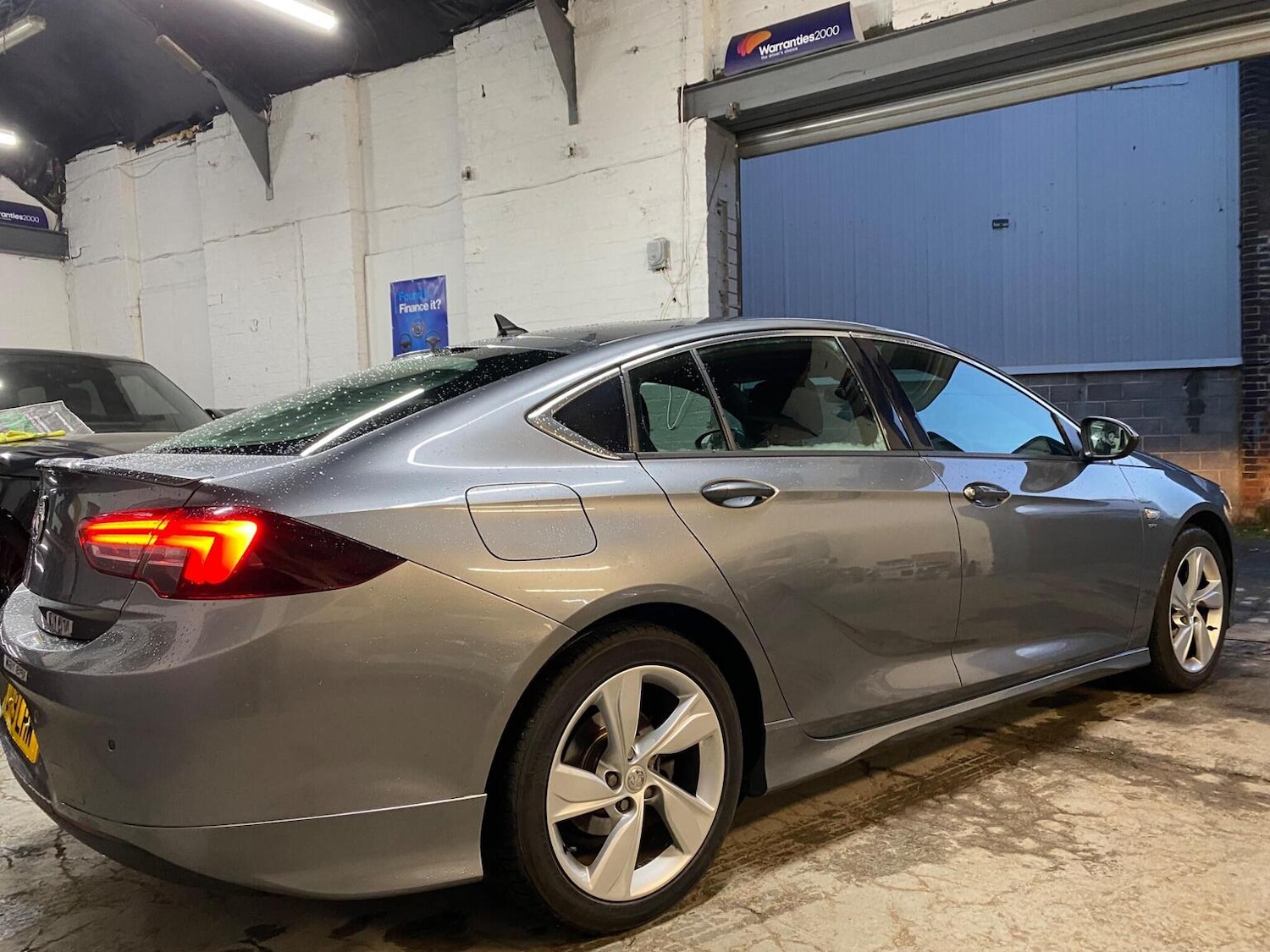 Used Vauxhall Insignia 2019 for sale - 76734799: Photo 3