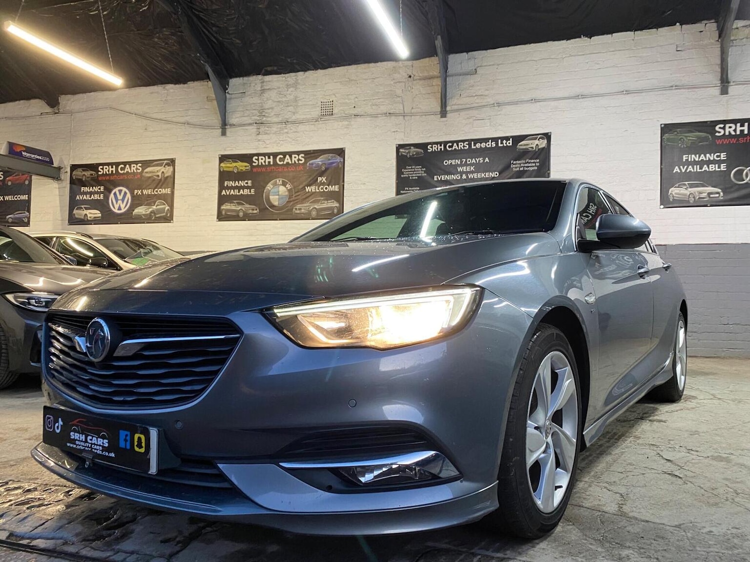 Used Vauxhall Insignia 2019 for sale - 76734799: Photo 8