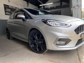 Used Ford Fiesta 2019 for sale - 79395116: Photo