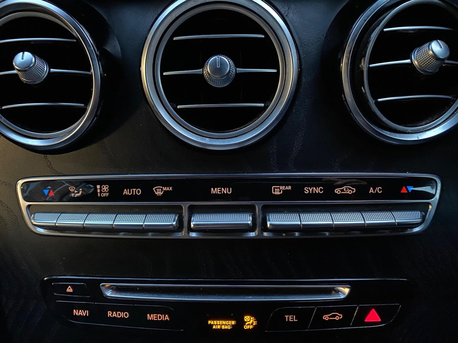 Used Mercedes-Benz GLC 2017 for sale - 76884826: Photo 25