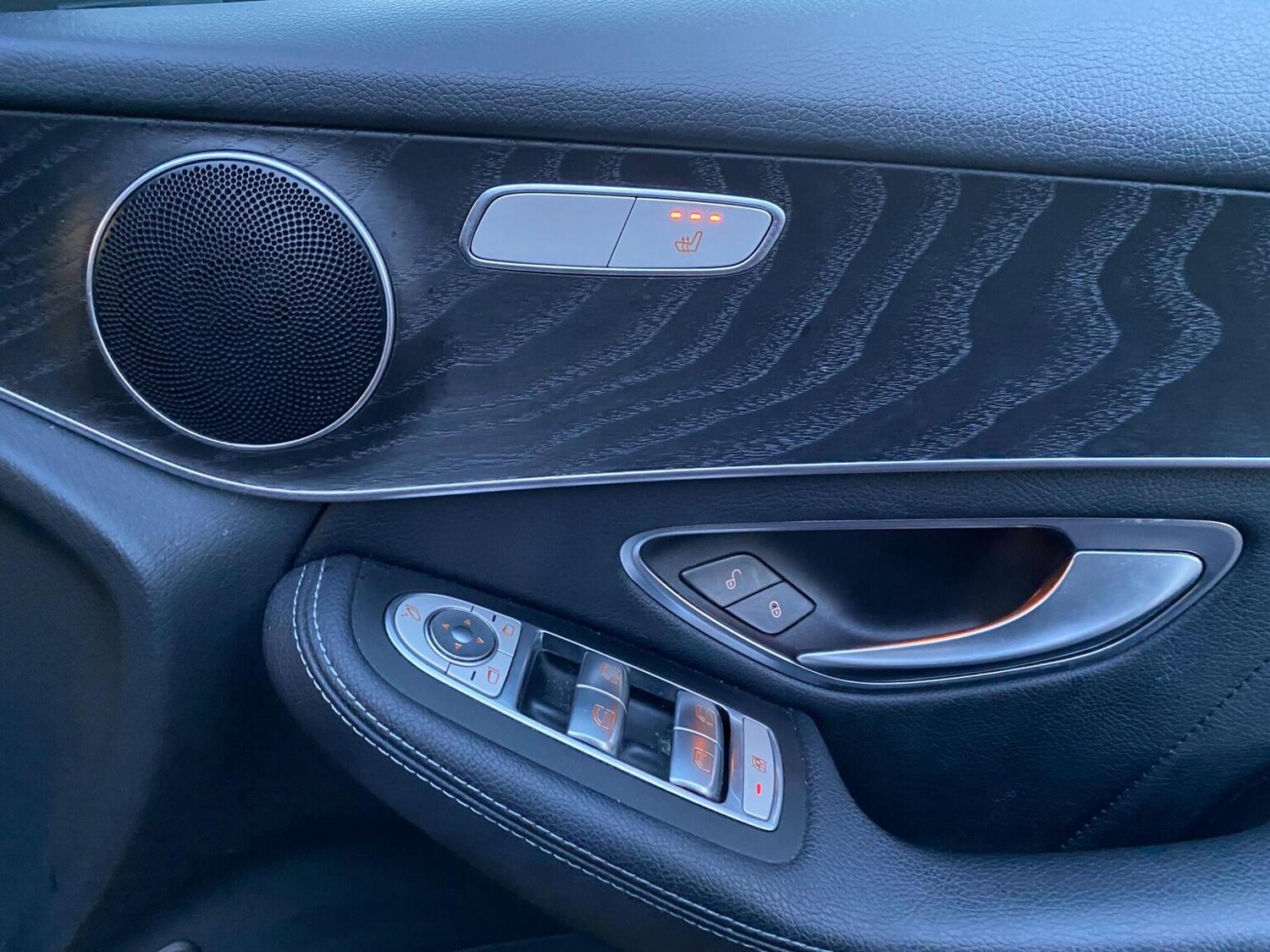 Used Mercedes-Benz GLC 2017 for sale - 76884826: Photo 27