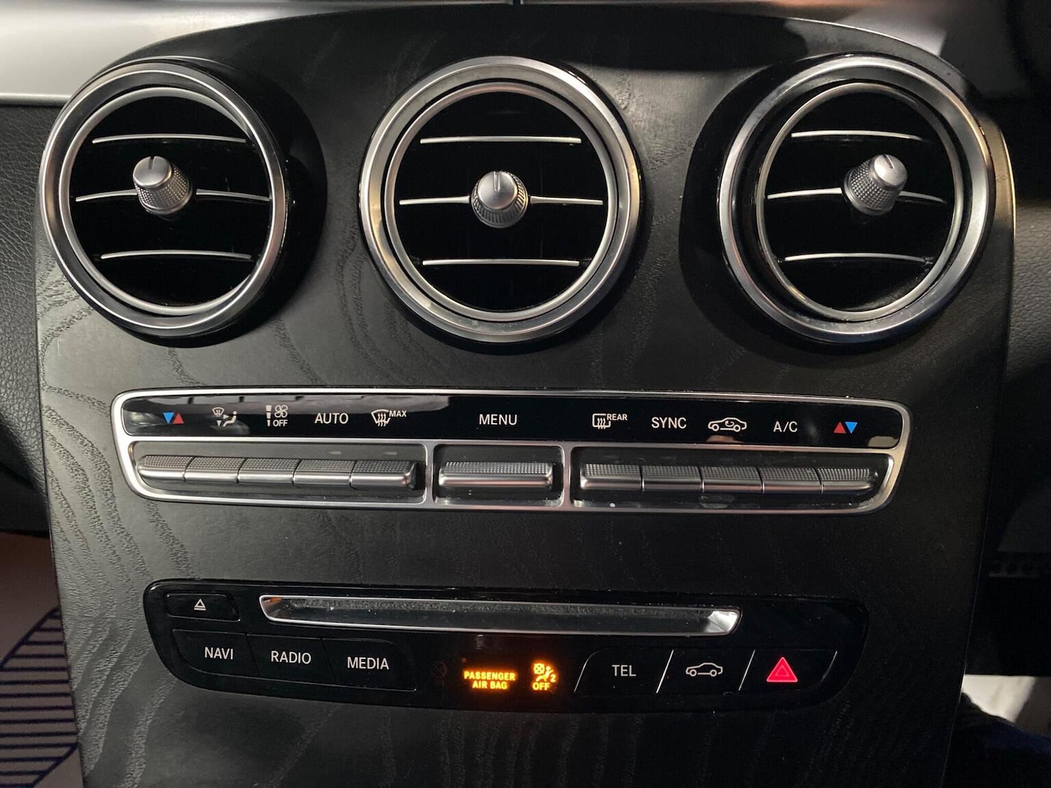 Used Mercedes-Benz GLC 2017 for sale - 76884826: Photo 34