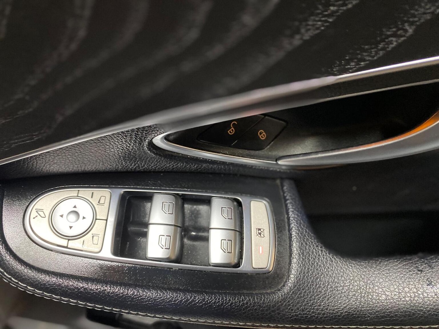 Used Mercedes-Benz GLC 2017 for sale - 76884826: Photo 39