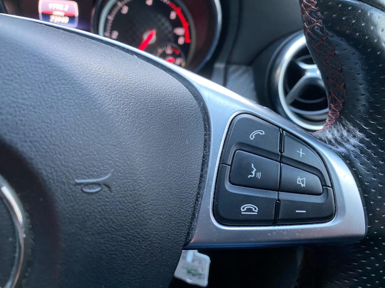 Used Mercedes-Benz A-Class 2016 for sale - 76884925: Photo 6