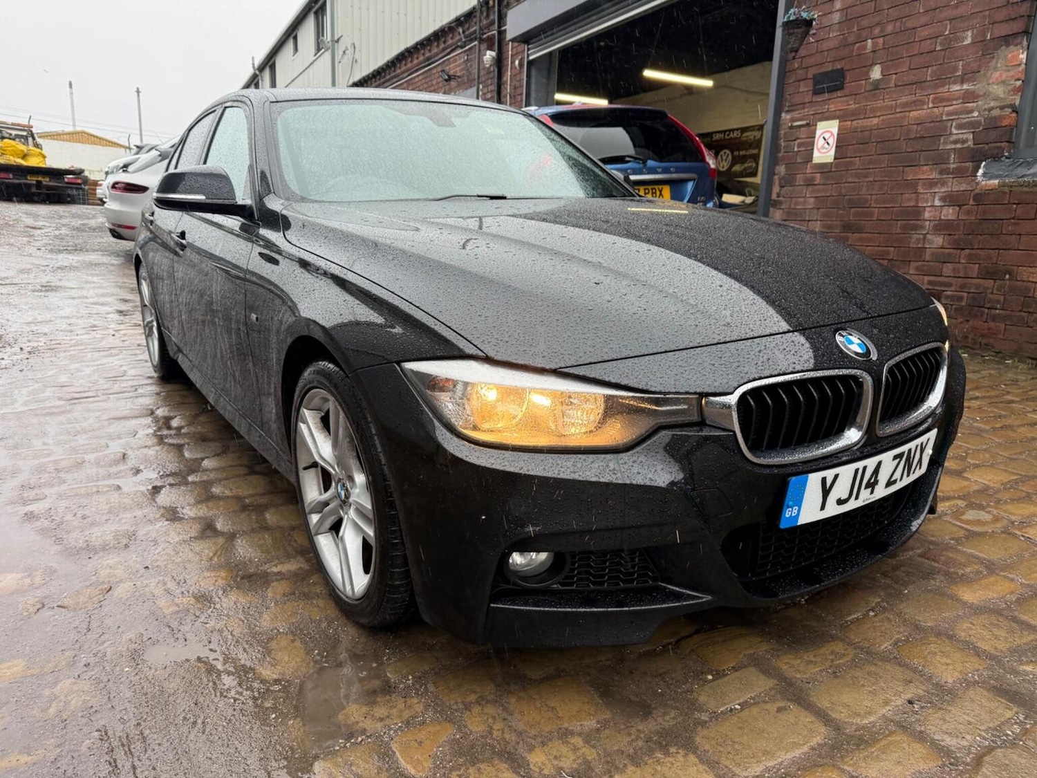 Used BMW 3 Series 2014 for sale - 77541643: Photo 2
