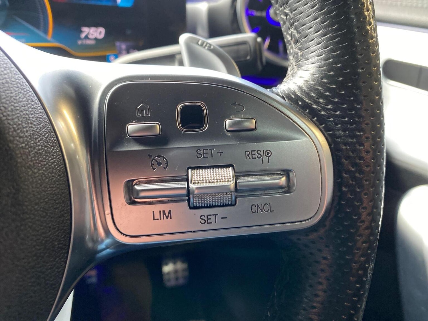 Used Mercedes-Benz A-Class 2021 for sale - 77522062: Photo 33