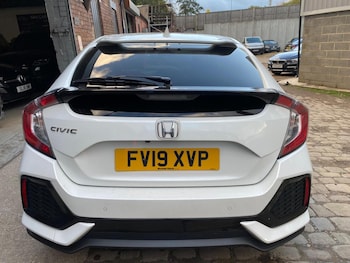 Used Honda Civic 2019 for sale - 76387286: Photo
