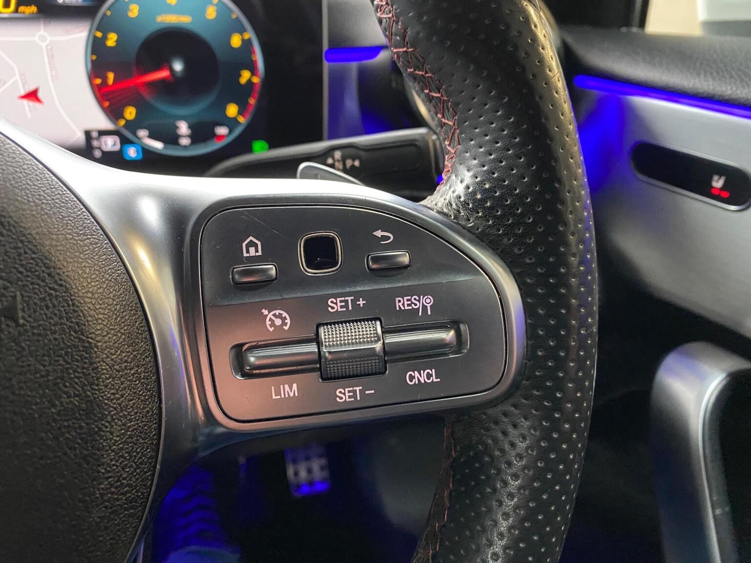 Used Mercedes-Benz A-Class 2018 for sale - 77173143: Photo 28