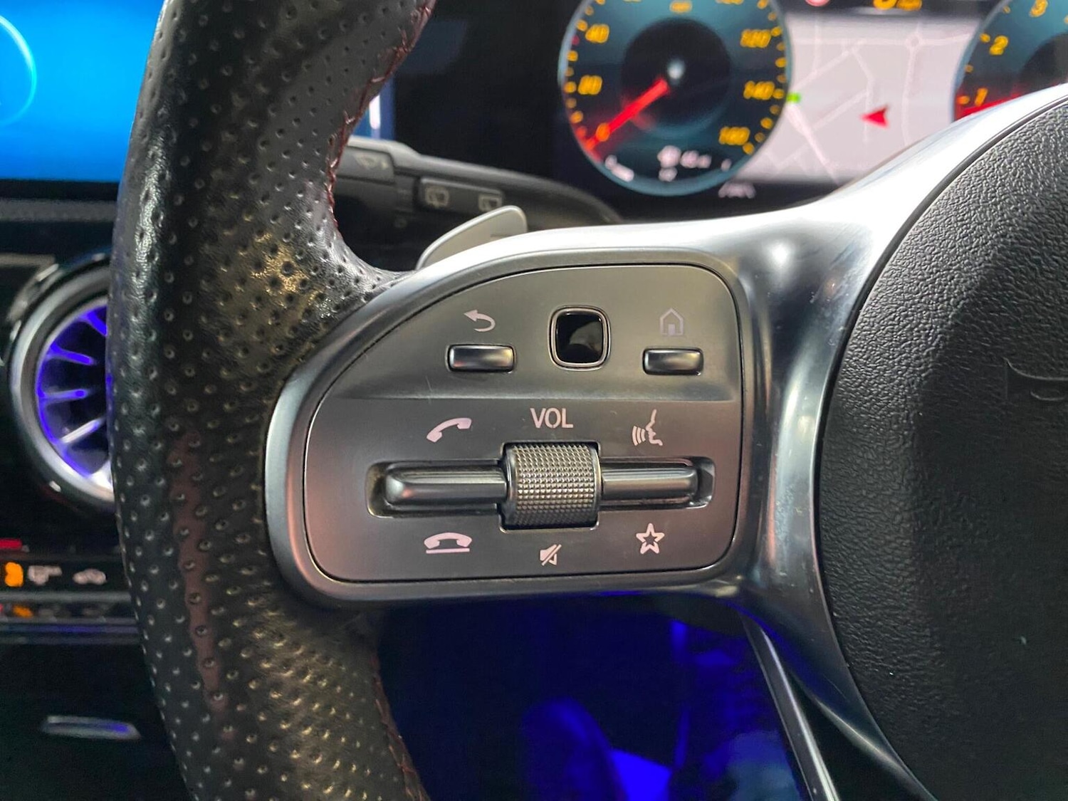 Used Mercedes-Benz A-Class 2018 for sale - 77173143: Photo 29