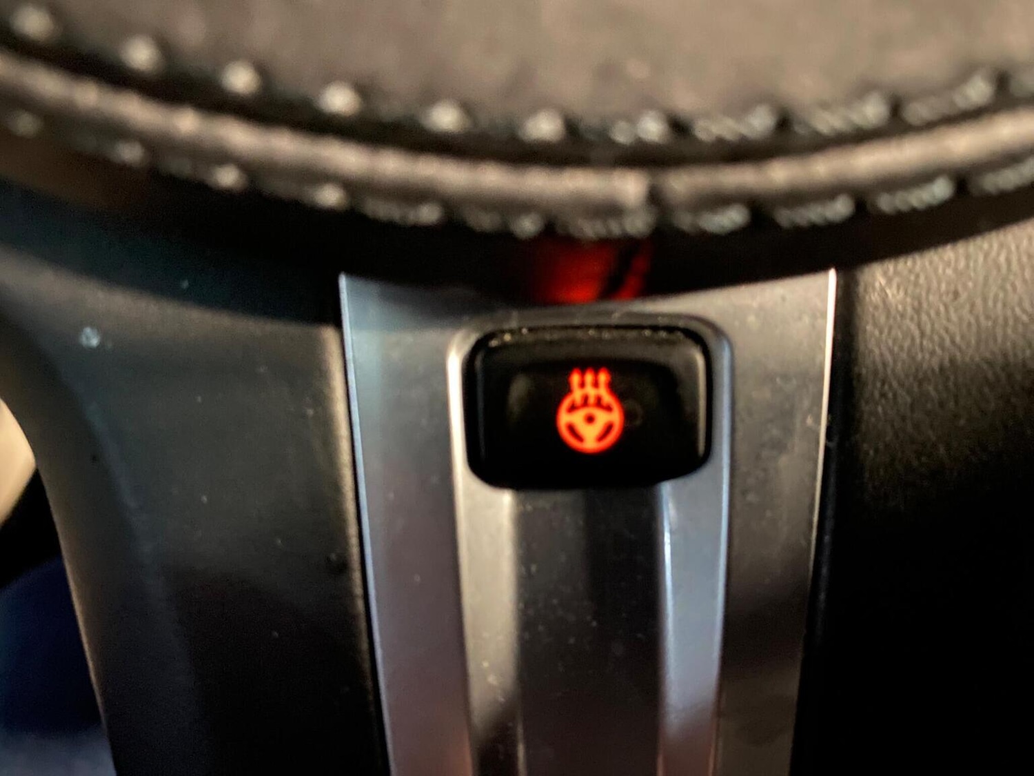 Used BMW 6 Series 2018 for sale - 76631459: Photo 8