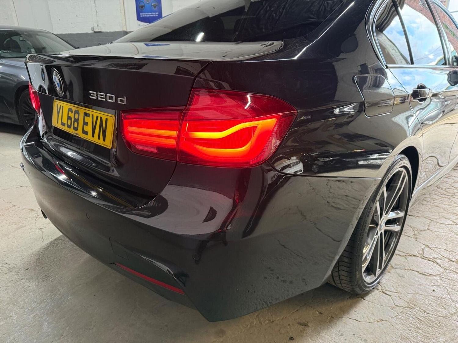 Used BMW 3 Series 2018 for sale - 76850925: Photo 12