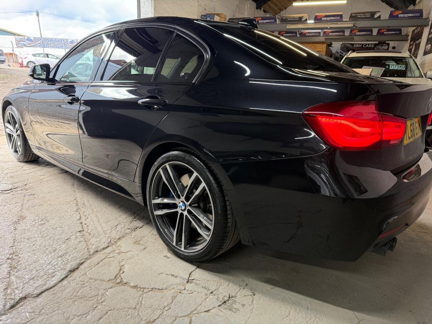 Used BMW 3 Series 2018 for sale - 76850925: Photo 15