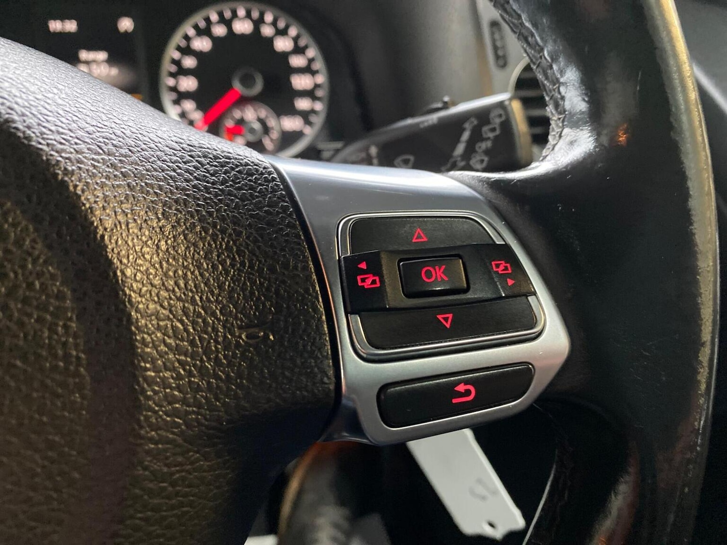 Used Volkswagen Tiguan 2016 for sale - 76777029: Photo 27