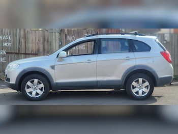 Used Chevrolet Captiva 2009 for sale - 75641344: Photo