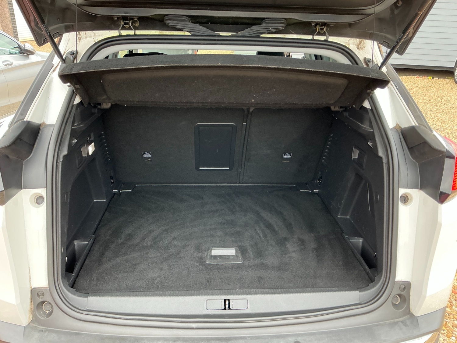 Used Peugeot 3008 2017 for sale - 75994472: Photo 15