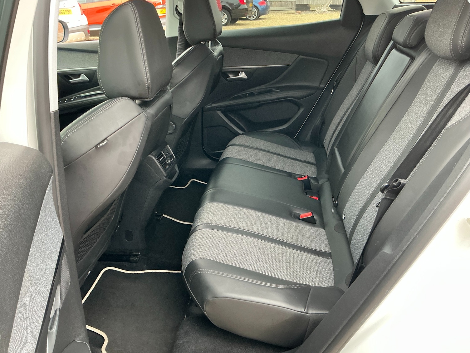 Used Peugeot 3008 2017 for sale - 75994472: Photo 18