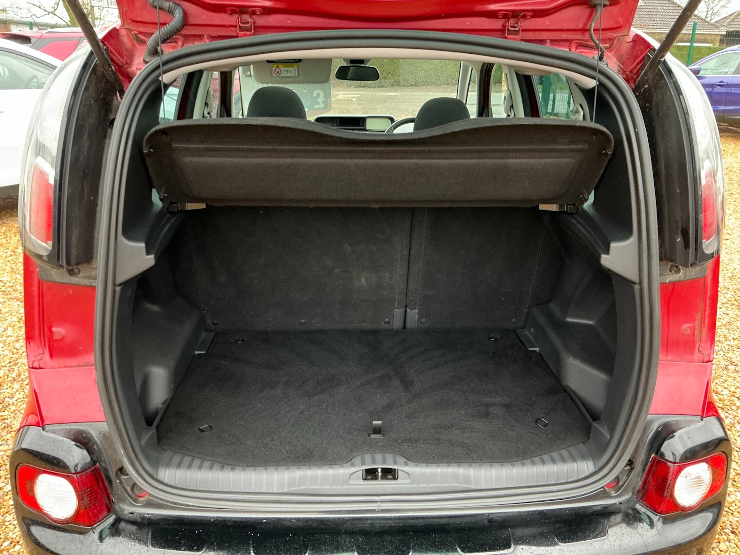 Used Citroen C3 Picasso 2016 for sale - 77310503: Photo 12