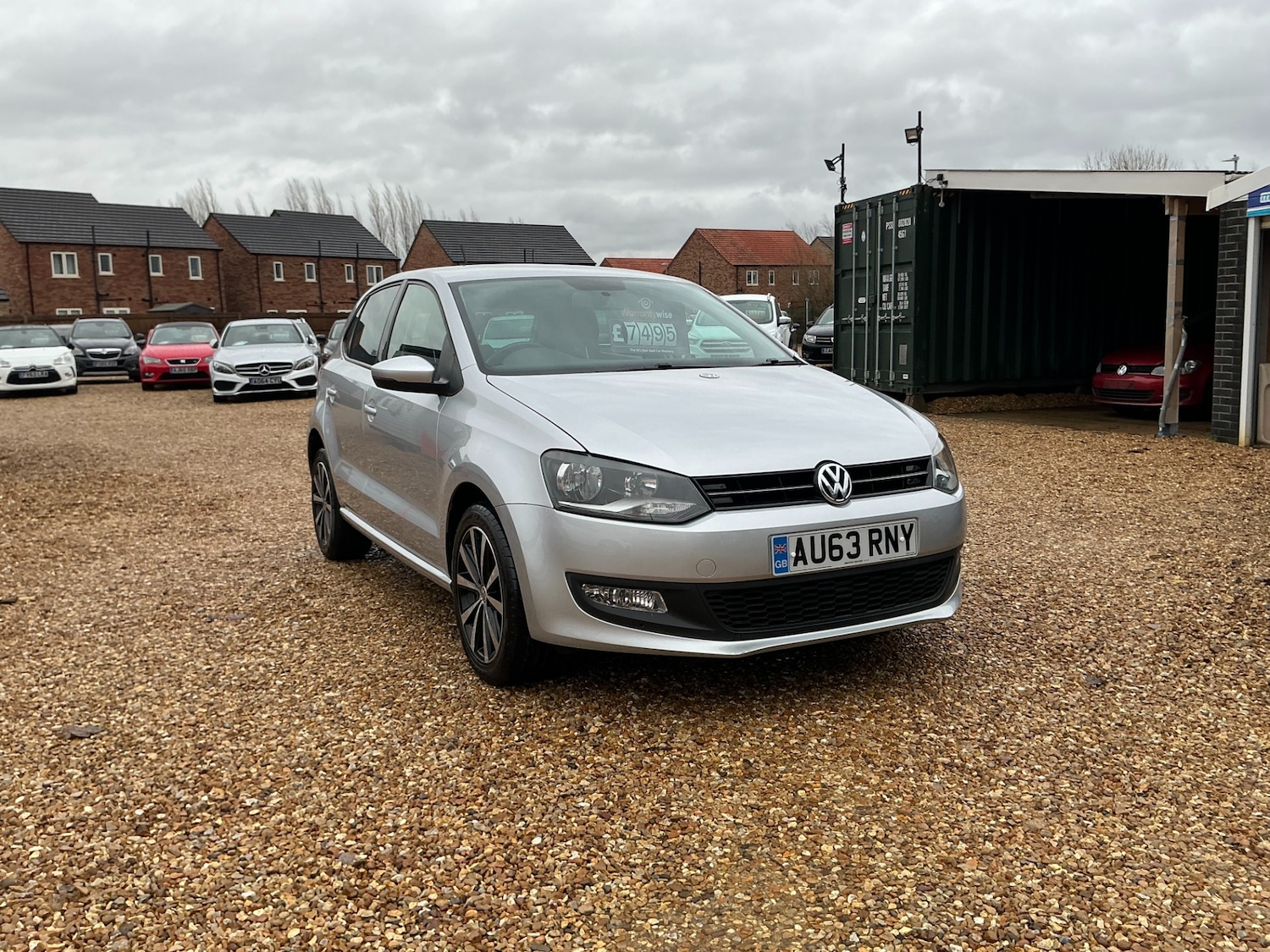 Used Volkswagen Polo 2013 for sale - 76859898: Photo 1