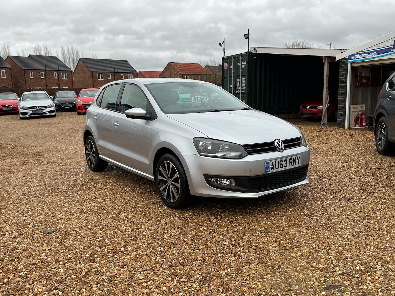 Used Volkswagen Polo 2013 for sale - 76859898: Photo 2