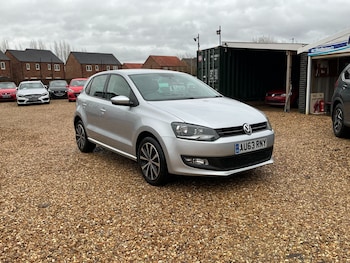 Used Volkswagen Polo 2013 for sale - 76859898: Photo
