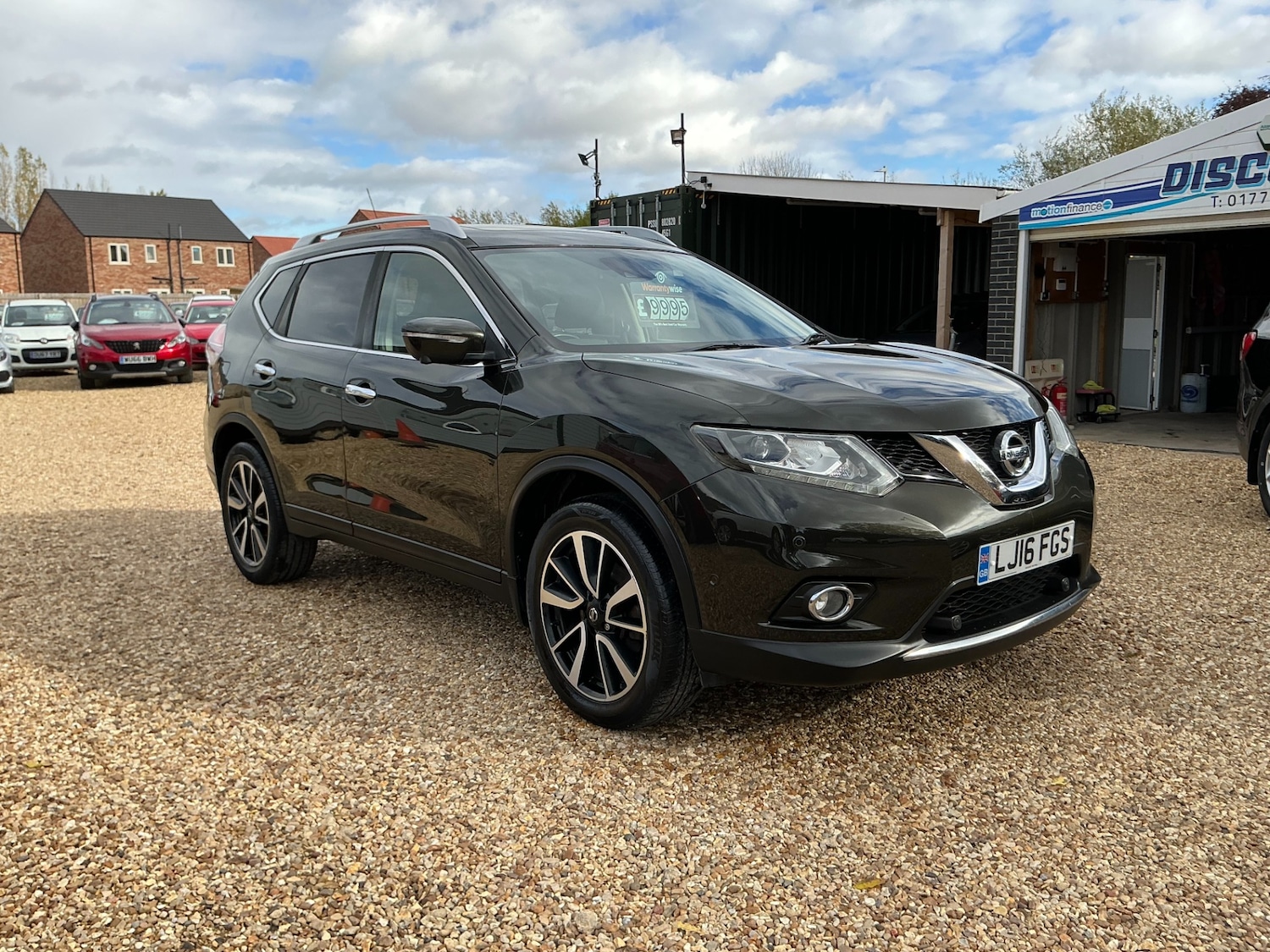 Used Nissan X-Trail 2016 for sale - 76353691: Photo 2