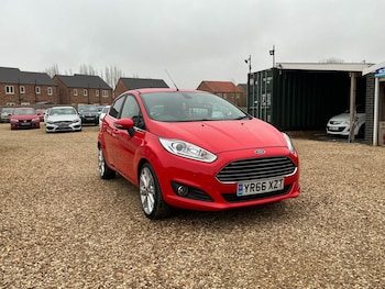 Used Ford Fiesta 2016 for sale - 77744474: Photo