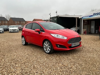 Used Ford Fiesta 2016 for sale - 77744474: Photo