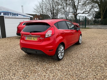 Used Ford Fiesta 2016 for sale - 77744474: Photo