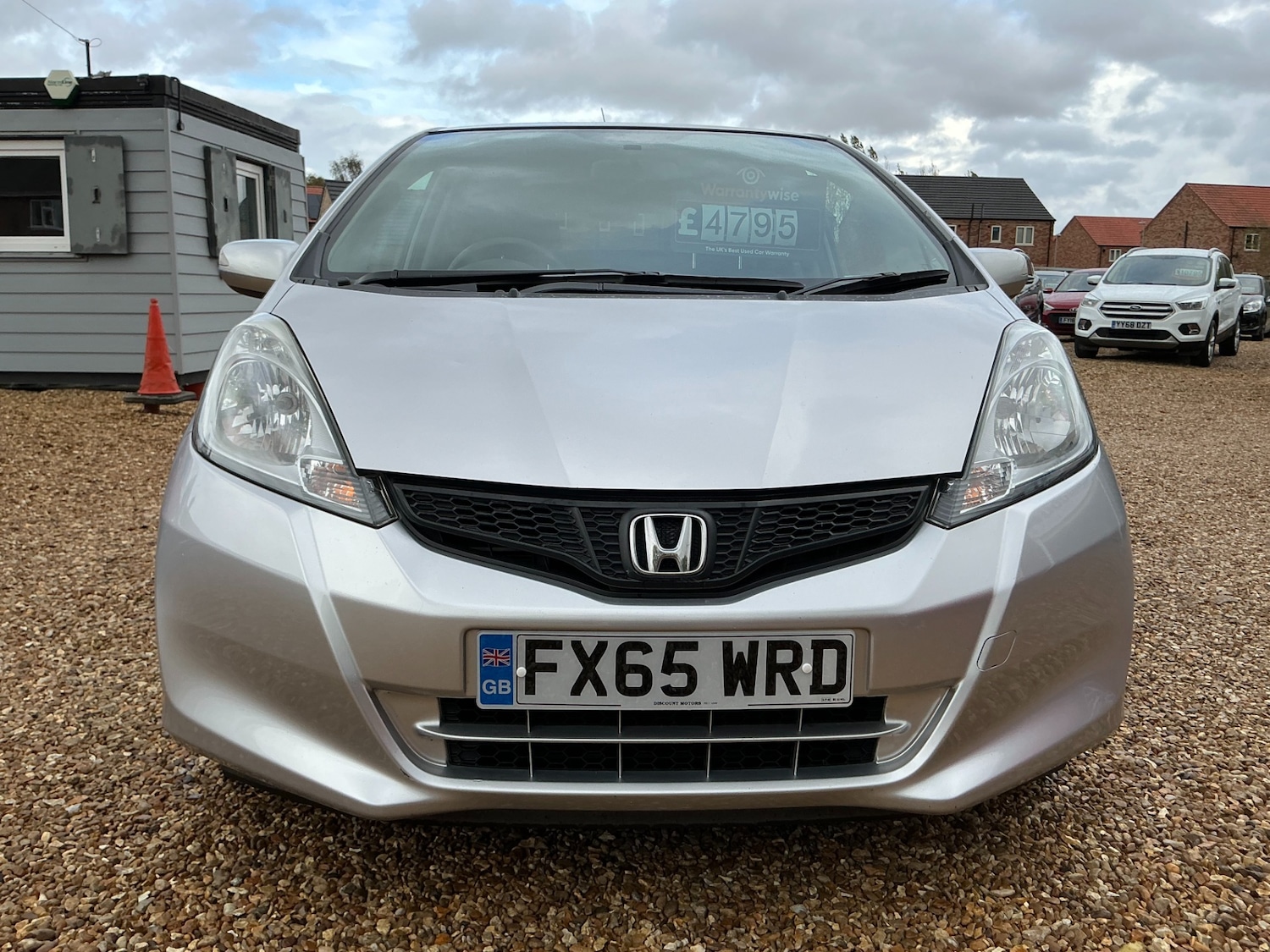 Used Honda Jazz 2015 for sale - 76275191: Photo 18
