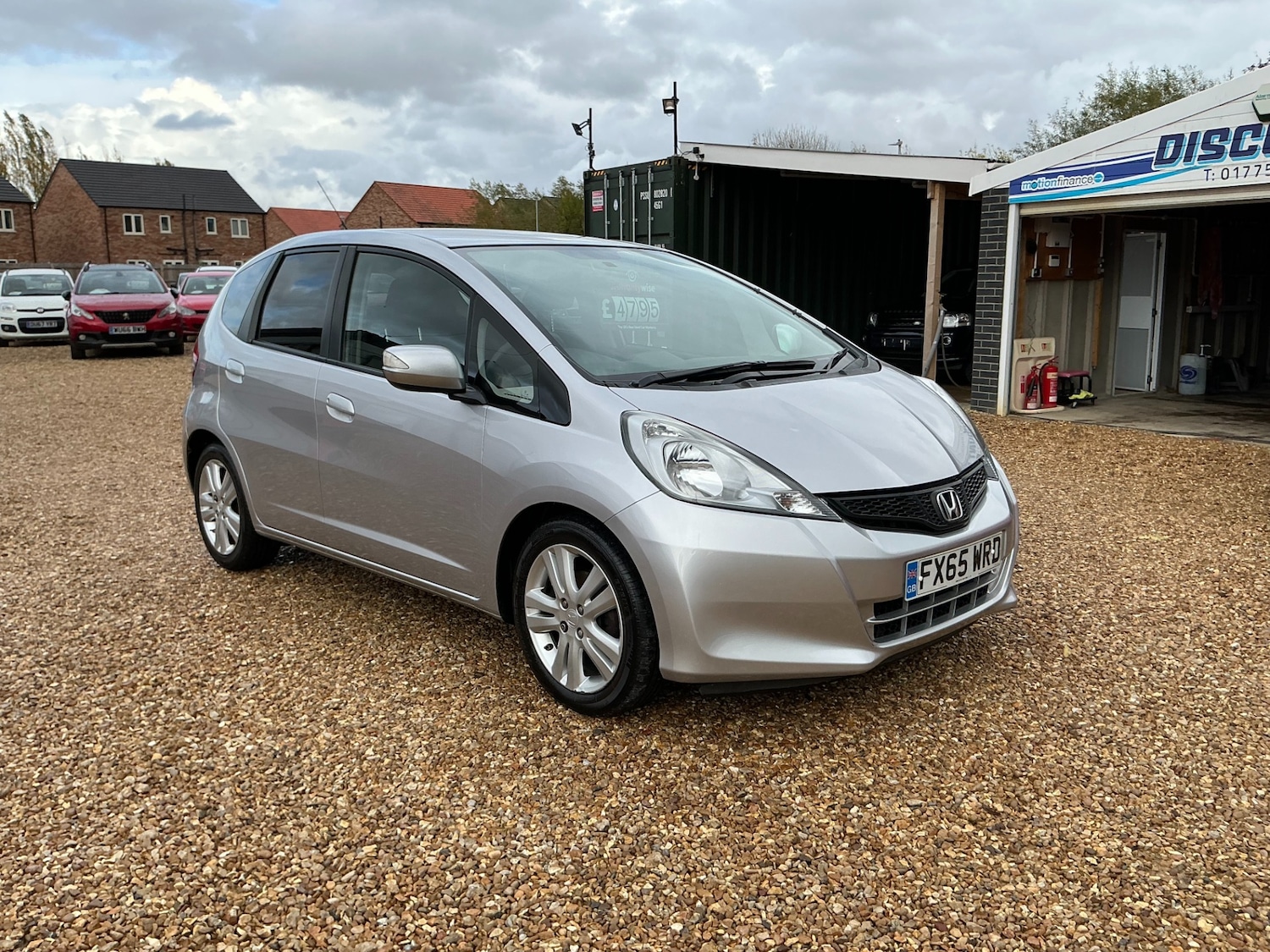 Used Honda Jazz 2015 for sale - 76275191: Photo 2