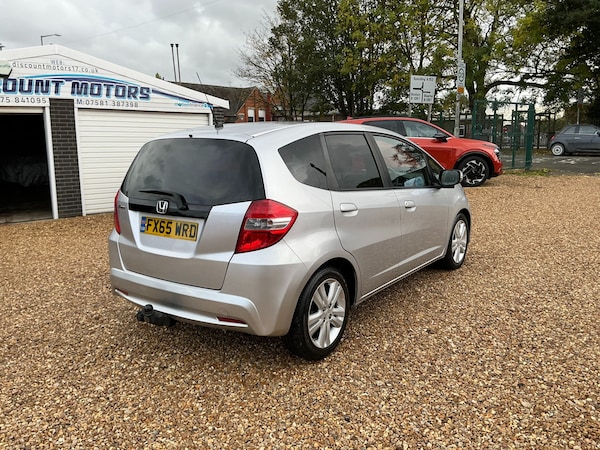 Used Honda Jazz 2015 for sale - 76275191: Photo 4
