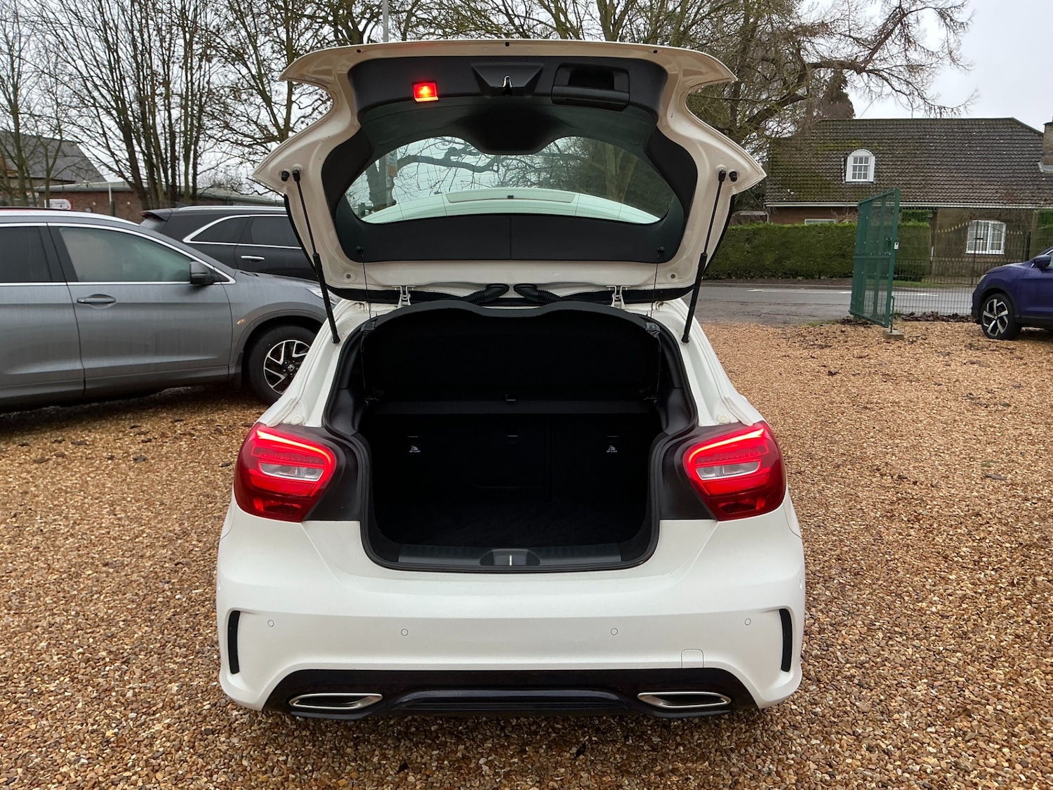 Used Mercedes-Benz A-Class 2017 for sale - 76968652: Photo 12