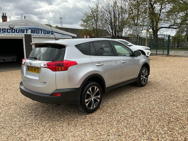Used Toyota RAV4 2015 for sale - 74421798: Photo 8