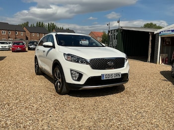 Used Kia Sorento 2015 for sale - 79111315: Photo
