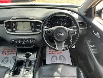 Used Kia Sorento 2015 for sale - 79111315: Photo
