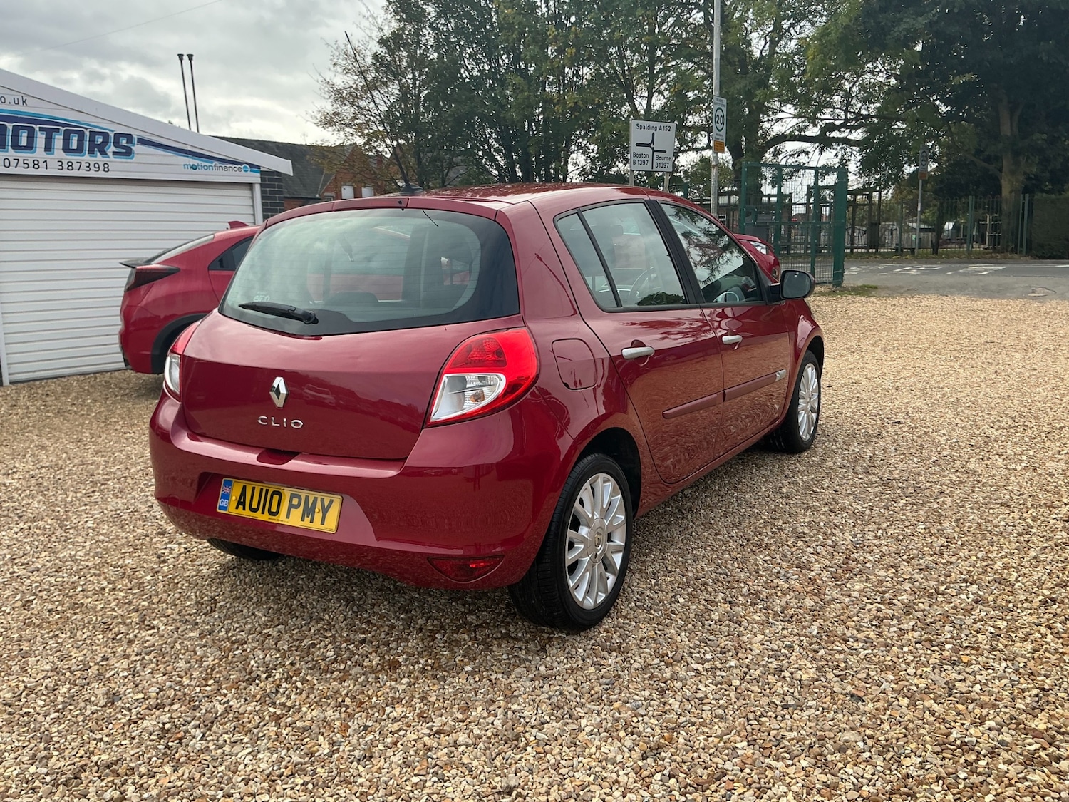 Used Renault Clio 2010 for sale - 76231857: Photo 8