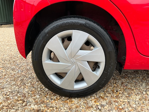 Used Toyota AYGO 2015 for sale - 74421819: Photo 25