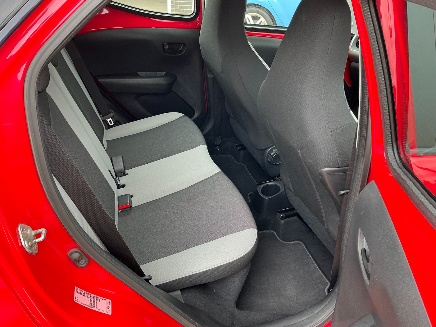 Used Toyota AYGO 2015 for sale - 76891731: Photo 10