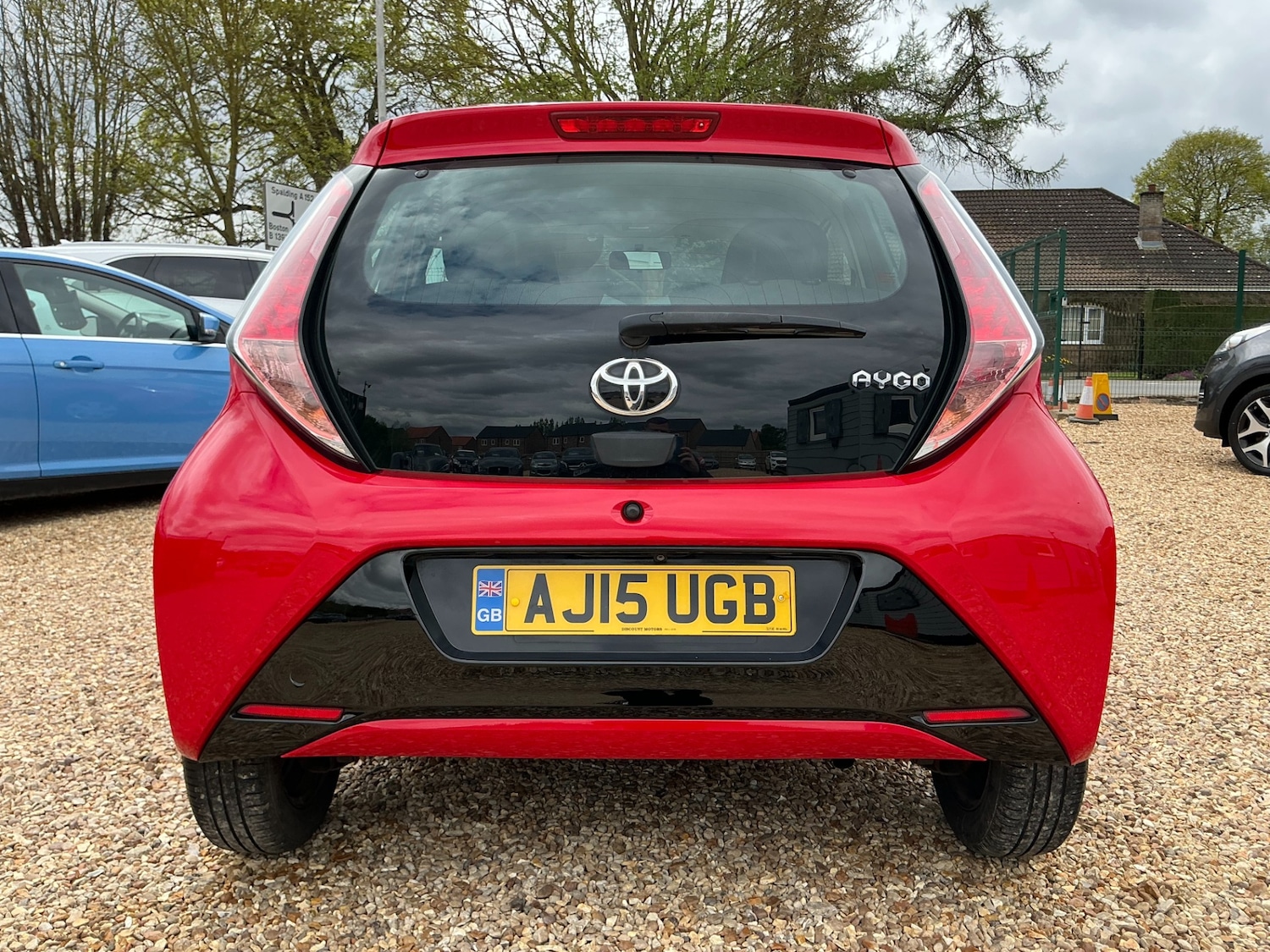 Used Toyota AYGO 2015 for sale - 76891731: Photo 11