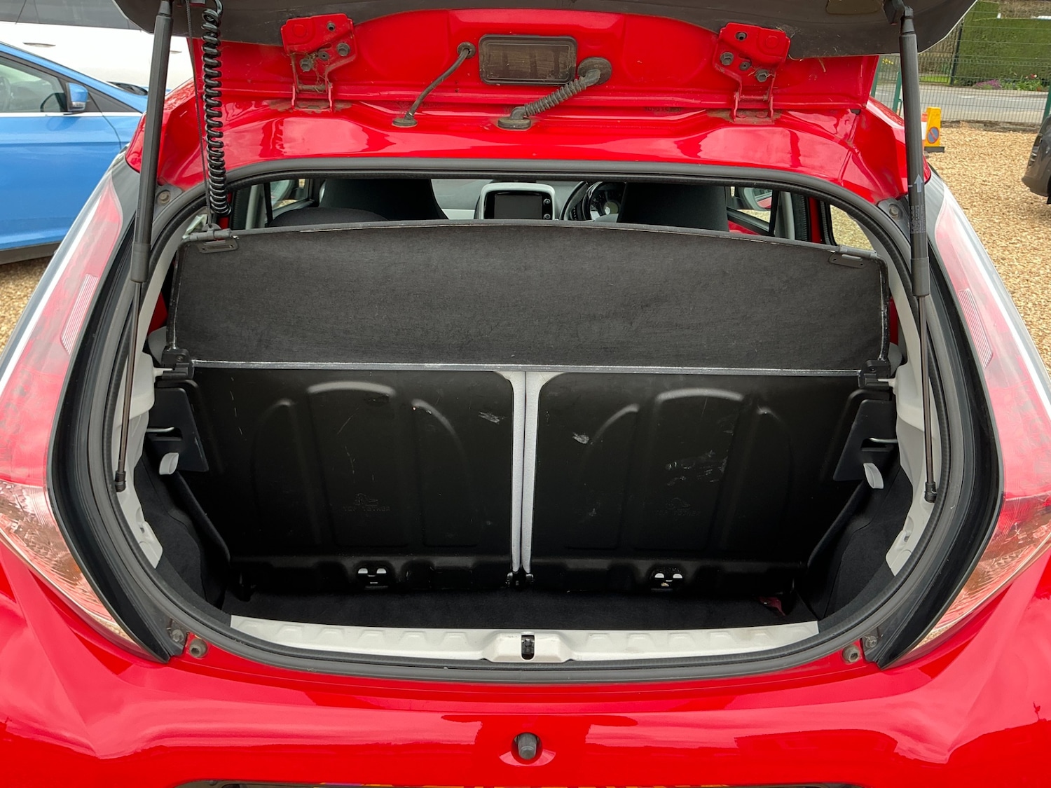 Used Toyota AYGO 2015 for sale - 76891731: Photo 13