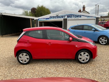 Used Toyota AYGO 2015 for sale - 76891731: Photo