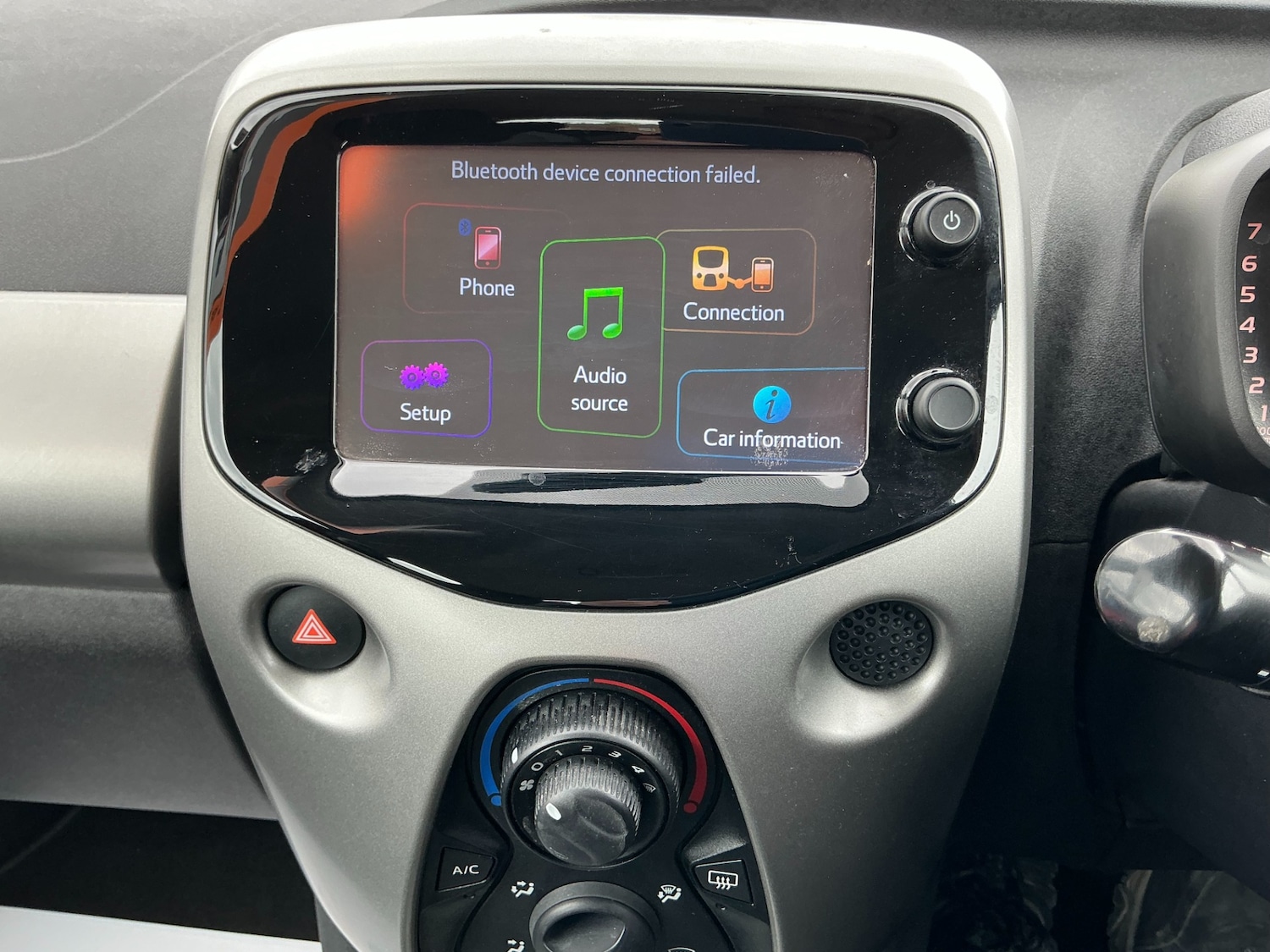 Used Toyota AYGO 2015 for sale - 76891731: Photo 8