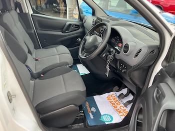 Used Peugeot Partner 2018 for sale - 75422307: Photo