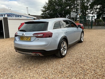 Used Vauxhall Insignia 2014 for sale - 79102002: Photo